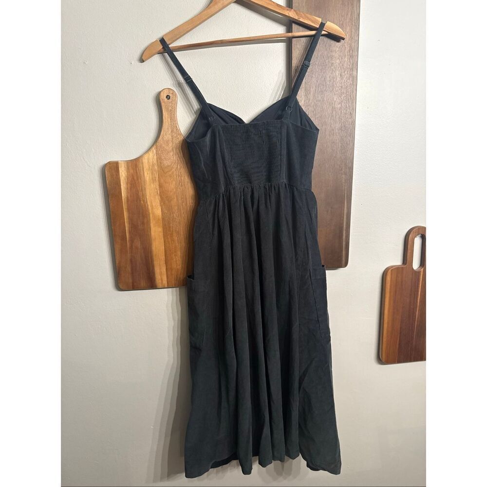 Urban Outfitters Black Emilia Corduroy Sleeveless Button Down Midi Dress Size XS - Picture 2 of 6